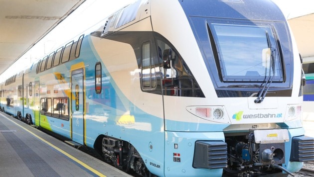 Zu einer kleinen Enttäuschung kam es für die Fahrgäste, die am Montag in Amstetten in die ...