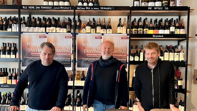 Tschida, Velich und Schuster bei der Präsentation im Robitza.