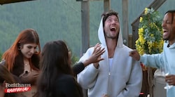 Der Forsthaus-Wahnsinn nimmt Fahrt auf.