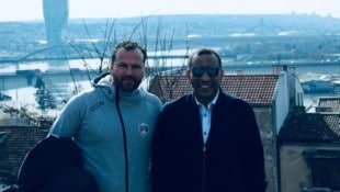 Turbulente Zeiten für Mauerwerk-Trainer Igor Jovic (li. hier mit Präsident Mustafa Elnimr). ...