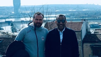 Turbulente Zeiten für Mauerwerk-Trainer Igor Jovic (li. hier mit Präsident Mustafa Elnimr). ...