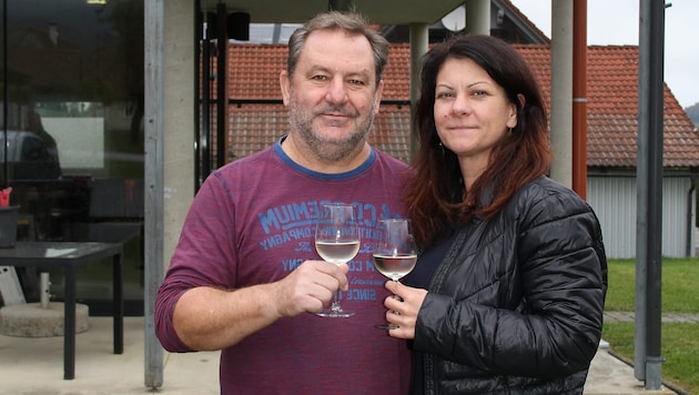 Hans Peter Legat und Karina Strohmayer lenken ab heute die Geschichte im Dorfcafé Feisternitz.