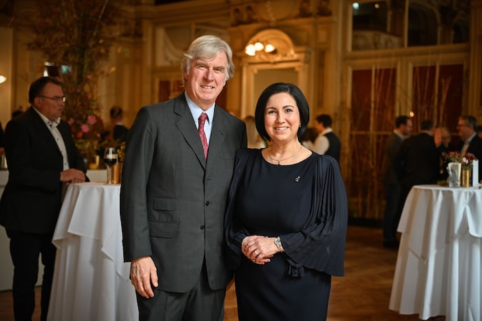 Sparkassen-OÖ-CEO Stefanie Huber und Sparkassenrat-Chef Georg Starhemberg.