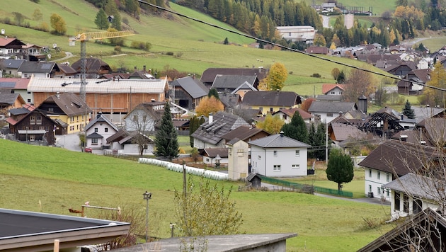 Ausnahmezustand in der Kärntner Ortschaft Oberdorf nach insgesamt fünf Bränden! Ermittler gehen ...