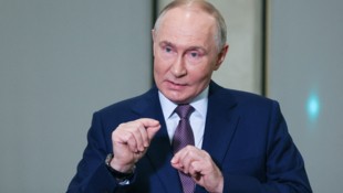 Putin reagiert gelassen auf Trumps neue Sanktionen und spricht zugleich neue Drohungen aus.