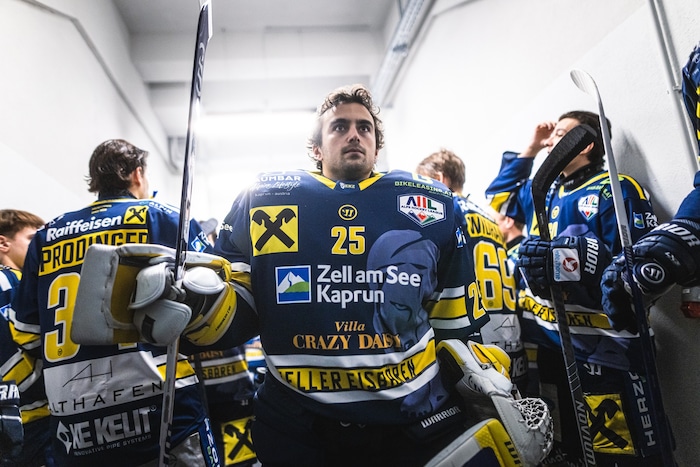 Alexander Schmidt zeigte gegen seinen Ex-Klub auf.