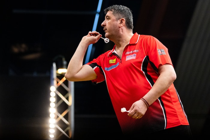 Herr der Pfeile: Mensur Suljovic.