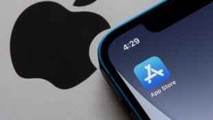 Hintergrund des Streits ist die Provision von bis zu 30 Prozent, die Apple für Käufe und ...