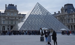 Im Louvre herrscht trotz der jüngsten Vorkommnisse reger Andrang.