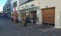 Der Einbruch in Tulln erfolgte in der Nacht auf Freitag, die Polizei suchte die Gegend ab.
