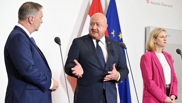 Babler, Stocker and Meinl-Reisinger are now saving on civil servants.