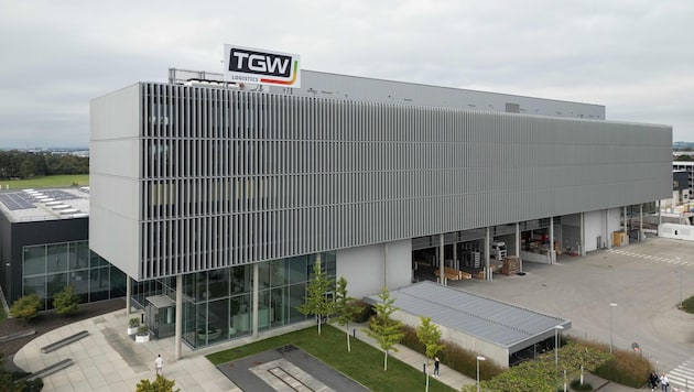 Sitz des international tätigen Logistikunternehmens ist Marchtrenk in OÖ.