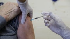 Der Effekt in der Verhütung von Covid-19-bedingten Todesfällen lag bei einer Verringerung des ...