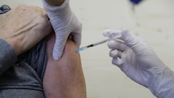 Der Effekt in der Verhütung von Covid-19-bedingten Todesfällen lag bei einer Verringerung des ...