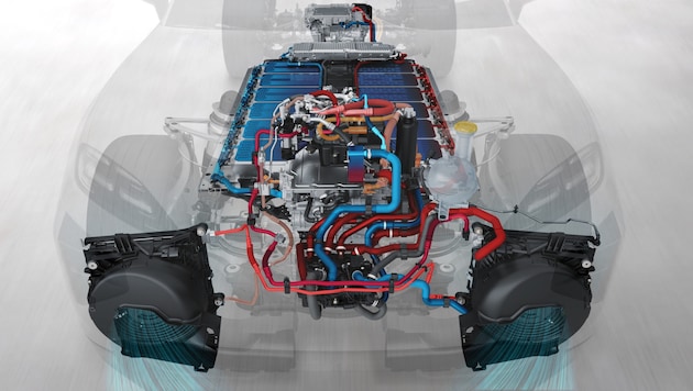 Porsche setzt die neuartige Batteriekühlung des Cayenne mit 1:100 in Relation zu ...