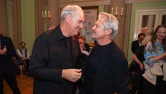 Matthias Hermann und Herbert Föttinger nach der Premiere von „Der Theatermacher“.