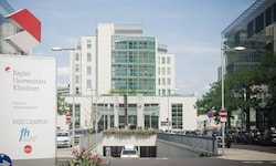 Das Kepler Universitätsklinikum in Linz war ausgelastet, ebenso Spitäler in Wels, St. Pölten und ...