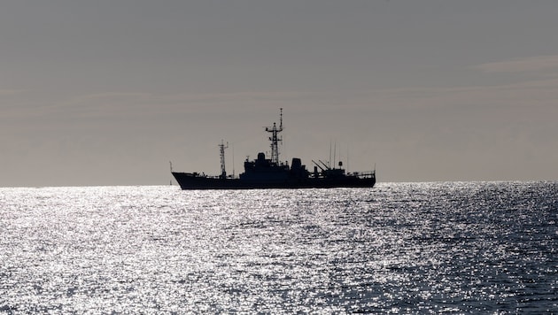 Ein Kriegsschiff im Meer, das der „Aleksandr Shabalin“ sehr ähnlich schaut. (Symbolbild)