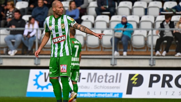Matthias Maak steht in der Startelf gegen Rapids Fohlen.
