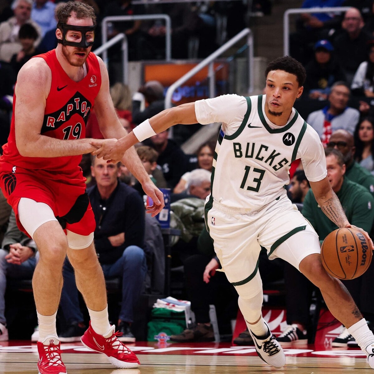 Yael cohen aris porn videos met at the door by this