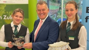 Tourismusschulen Bad Gleichenberg/zVg. Paul Burrell als Knigge-Lehrer in der Steiermark.