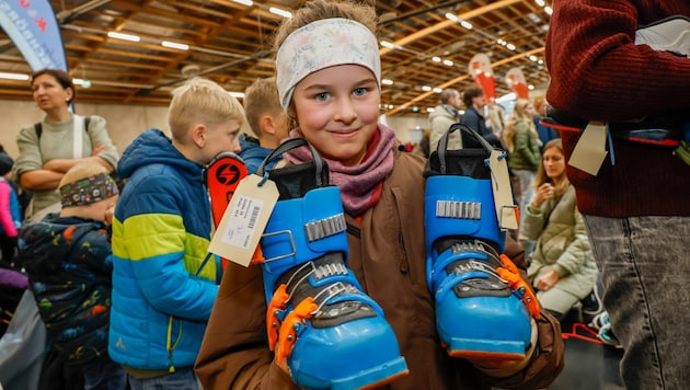 Den Winter kaum erwarten kann Anni heuer. Sie hat auf der Tauschbörse Skischuhe gefunden.