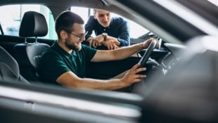 Ein Autokauf ist immer eine besondere Sache. Doch was kostet an dem Vehikel so viel?