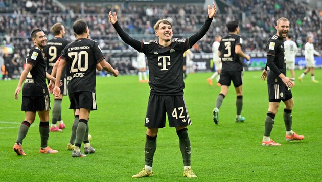 Der FC Bayern kommt aus dem Jubeln gar nicht mehr heraus.