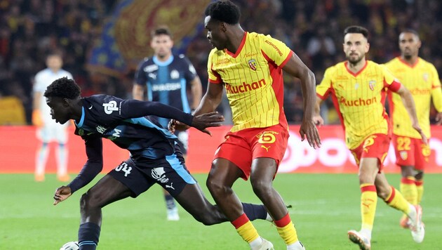 Samson Baidoo (Mitte)