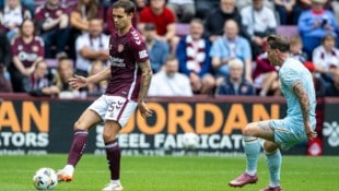 Hearts of Midlothian Michael Steinwender (li.) bestritt 47 Spiele für Heart of Midlothian.