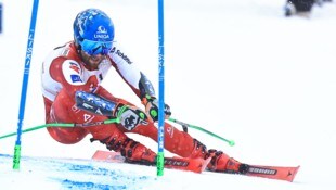 Marco Schwarz zeigt zum Auftakt in die neue Ski-Saison eine starke Leistung.