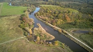 In ein Korsett gezwängt: Die Thaya wird im nordöstlichsten Teil Österreichs in Kooperation mit ...