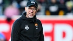 Peter Stöger vollzog in Ried einen Wechsel im Tor.