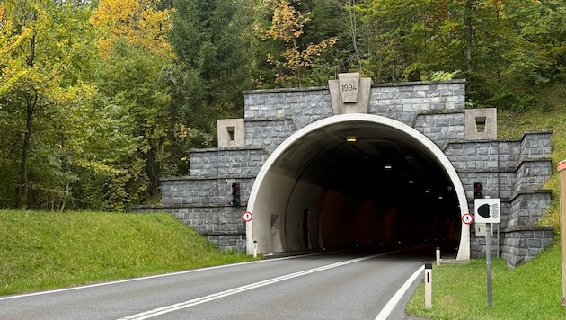 Der Lärchbergtunnel ist bis Mitte November gesperrt.