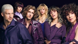 Die neuen Looks sind auf jeden Fall ein Eyecatcher – sowohl die Mode als auch die Frisuren ...