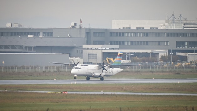 Der letzte Flieger aus Frankfurt landete am Samstag in Linz,