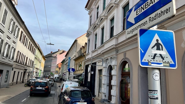 Die Einbahnregelung in der Schönaugasse wird jetzt ab 30. Oktober „umgedreht“.