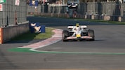 Der Horror für jeden Piloten wurde für Liam Lawson wahr: Zwei Streckenposten auf der Piste.