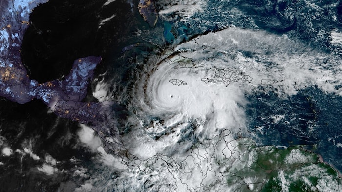 Ein Satellitenbild von „Melissa“