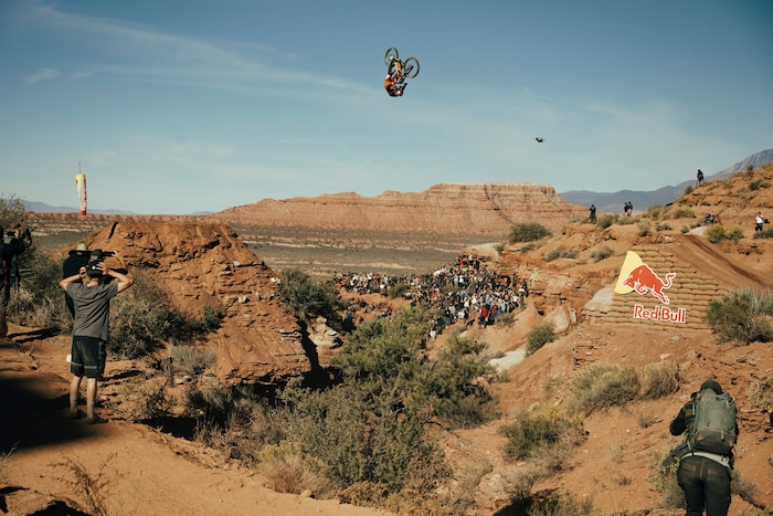 Die Red Bull Rampage findet seit 2001 in der Wüste von Utah (USA) statt.