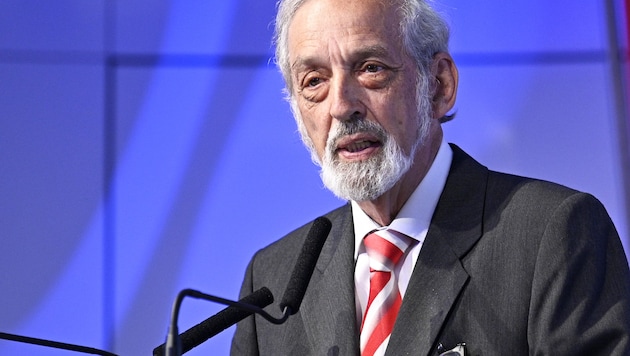 2019 wurde Nußbaumer anlässlich der Preisverleihung „Journalist des Jahres“ für sein Lebenswerk ...