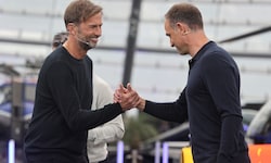 Jürgen Klopp verabschiedet sich in Richtung DFB! Auch dank Oliver Mintzlaff (rechts).