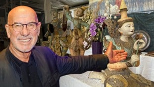 Otto Retzer verkauft einiges aus seiner Münchner Wohnung.