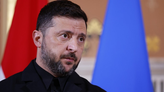 Der ukrainische Präsident Wolodymyr Selenskyj will auf dem Schlachtfeld „keinen Schritt ...