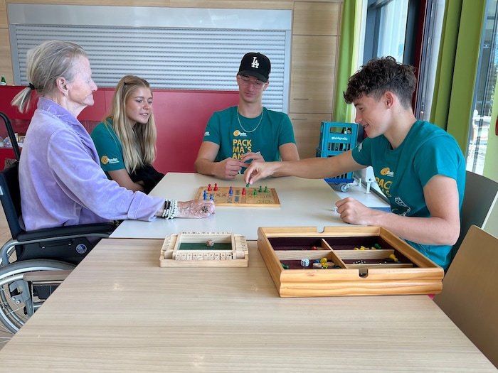 Die Aktion ermöglichte wertvolle Begegnungen zwischen Jung und Alt.