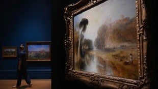 Eine falsche Kunsthändlerin soll serienweise Künstler abgezockt und einen Vermögensschaden von ...