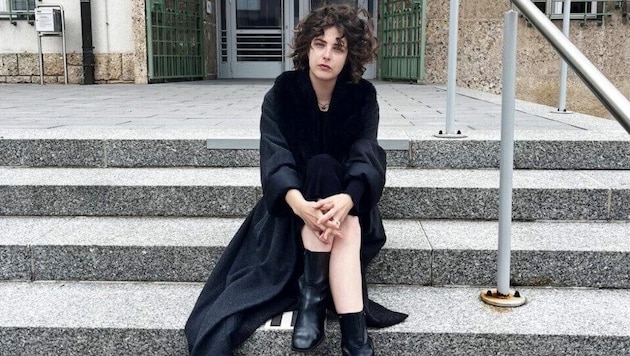 Anna Werner Friedmann vor dem Bezirksgericht in Neunkirchen.