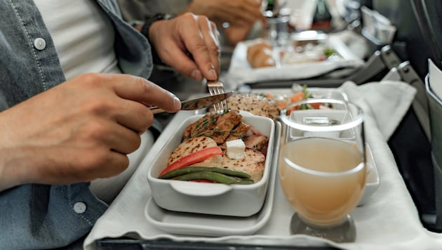 Eine sonderlich gefährliche Waffe war die Gabel zum Glück nicht – der Mann konnte überwältigt ...