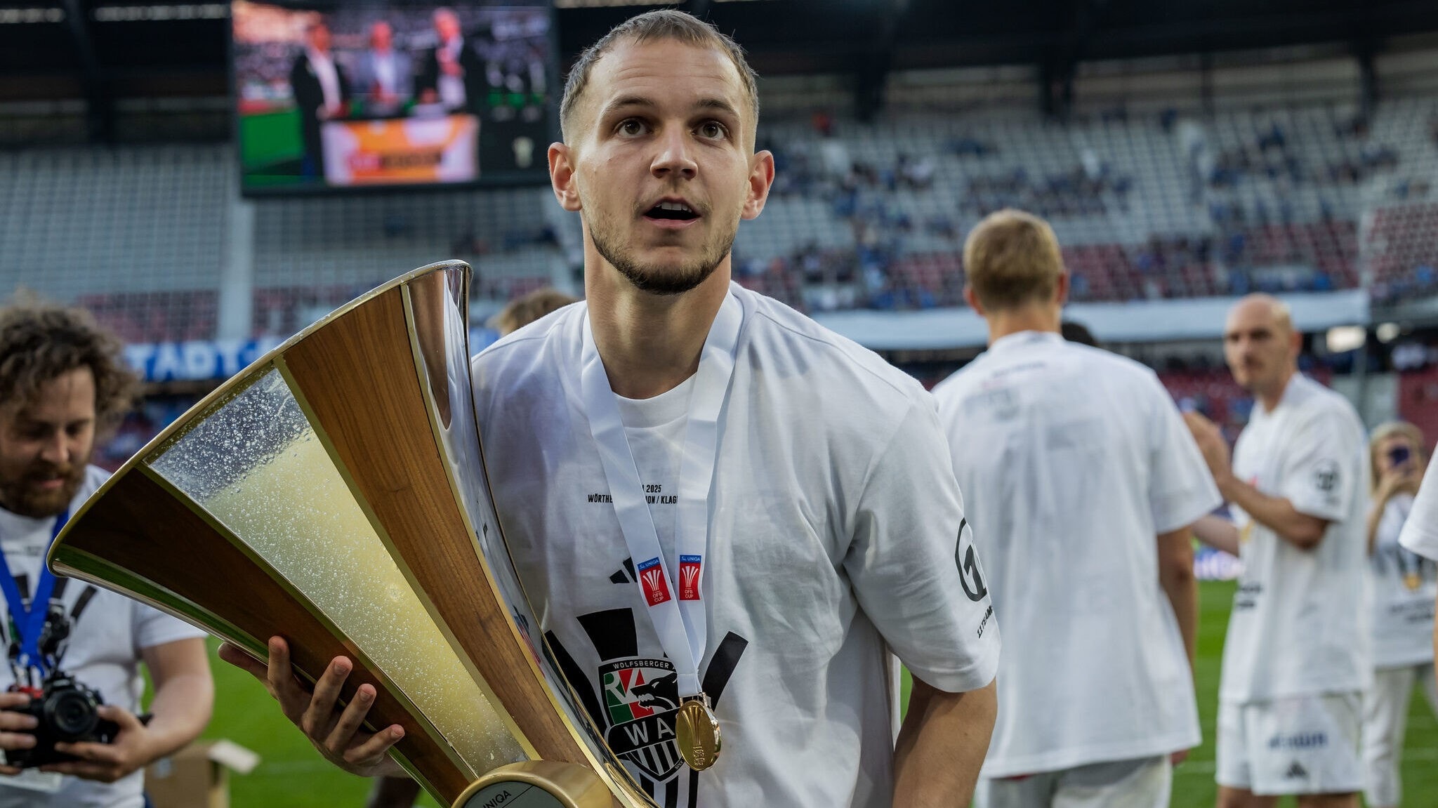 Manfred Schmid a volt csapatával kezdi a második waci korszakát
