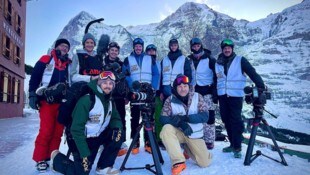 Gerald Salmina mit seiner „Downhill Skiers“-Crew